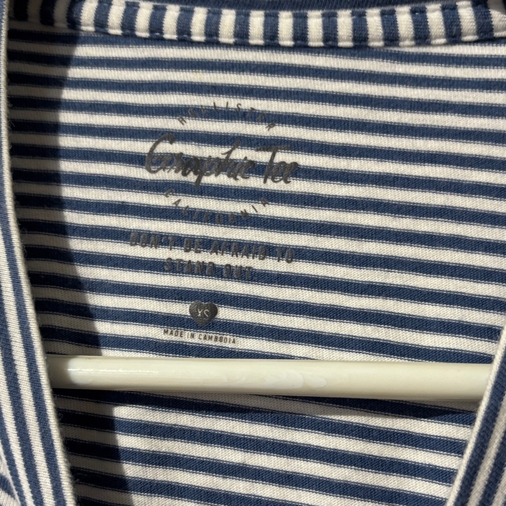 🎉4/30$🎉 Hollister Blue and White Striped Crop Top with Pink Text - Picture 2 of 4